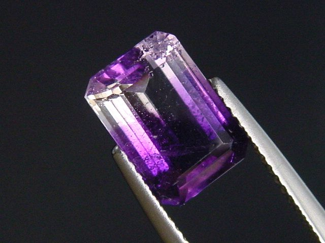 Amethyst mit Bergkristall 2,70 Ct. zweifarbig 10 x 7 mm Oktagon Brasilien