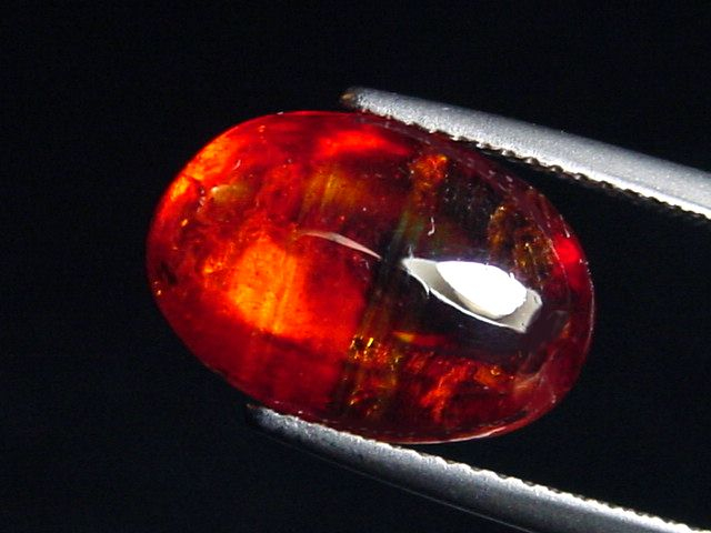 Sphalerit / Zinkblende 8,04 Ct. Oval Cabochon - Picos de Europa, Spanien