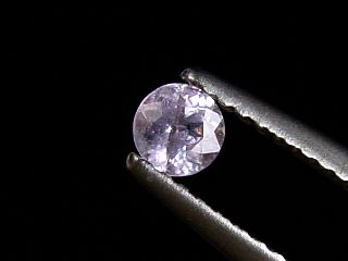 Apatite 0,19 Ct. bright pink 3,5 mm round - Erongo, Namibia