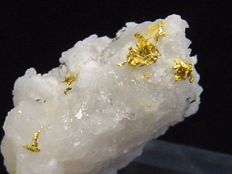 Gold kristallin in Quarz 14 mm Brusson, Val d'Aosta, Italien