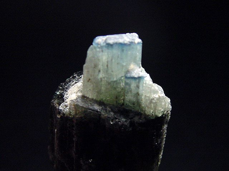 Turmalin Kristall 25 mm blaue Kappe - Tansania