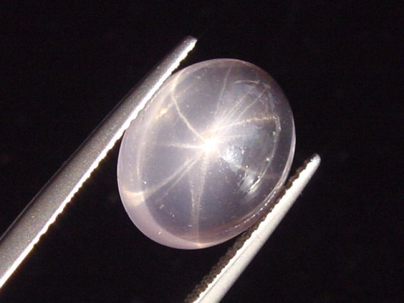 Star Rose Quartz 5,89 Ct. cabochon cut