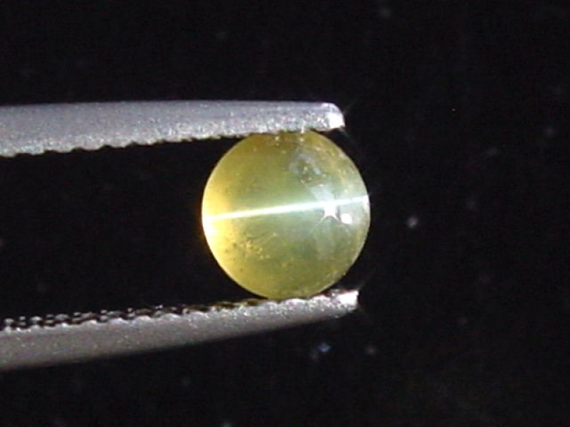 Chrysoberyll Katzenauge 0,96 Ct. Rund Cabochon Sri Lanka