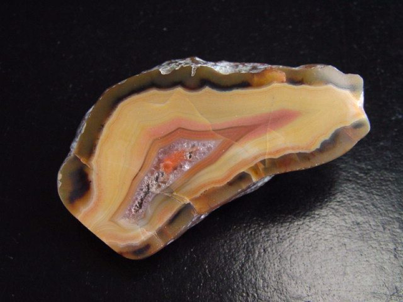 Achat Geode 60 mm mit schönem Farbkontrast - Idar Oberstein, Deutschland