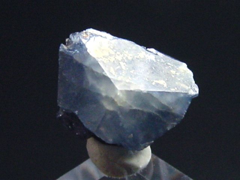 Benitoit Kristall 9 mm - San Benito Co., Kalifornien, USA