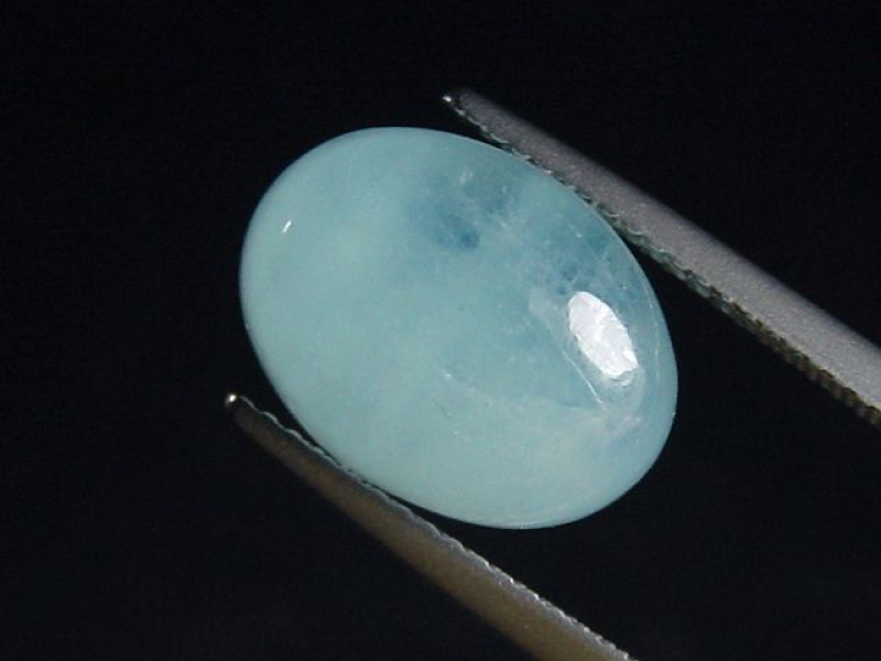 Aquamarin 7,63 Ct. 13 x 10 mm Oval Cabochon