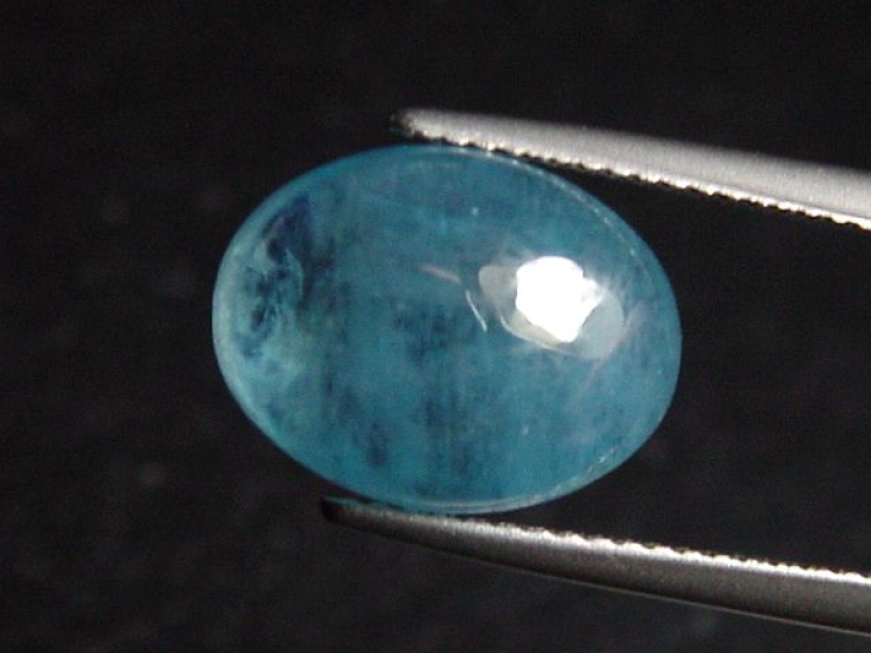 Aquamarin 6,61 Ct. 13 x 10 mm Oval Cabochon