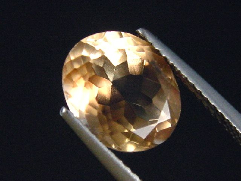 Topas 4,25 Ct. hellbraun Naturfarbe 10,5 x 8,5 mm Oval