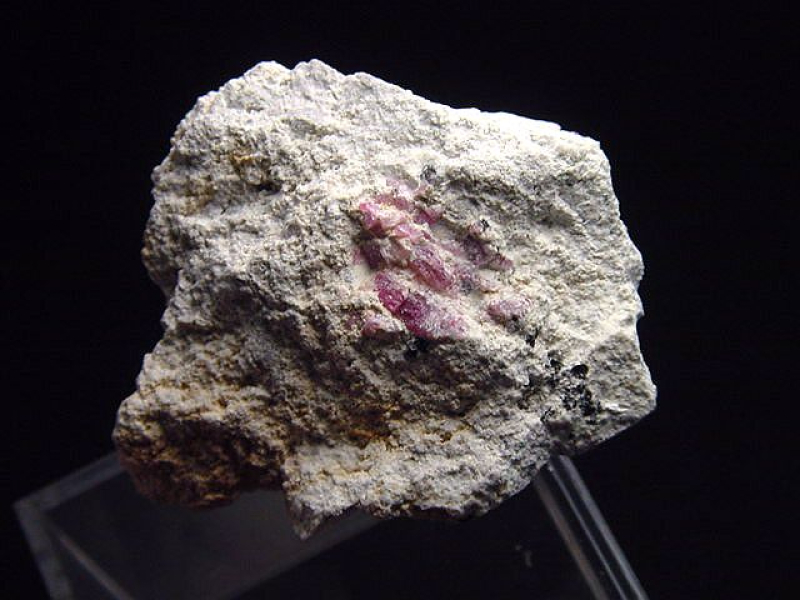 Bixbite / red Beryl 38 mm specimen - Wah Wah mnts., Utah, USA