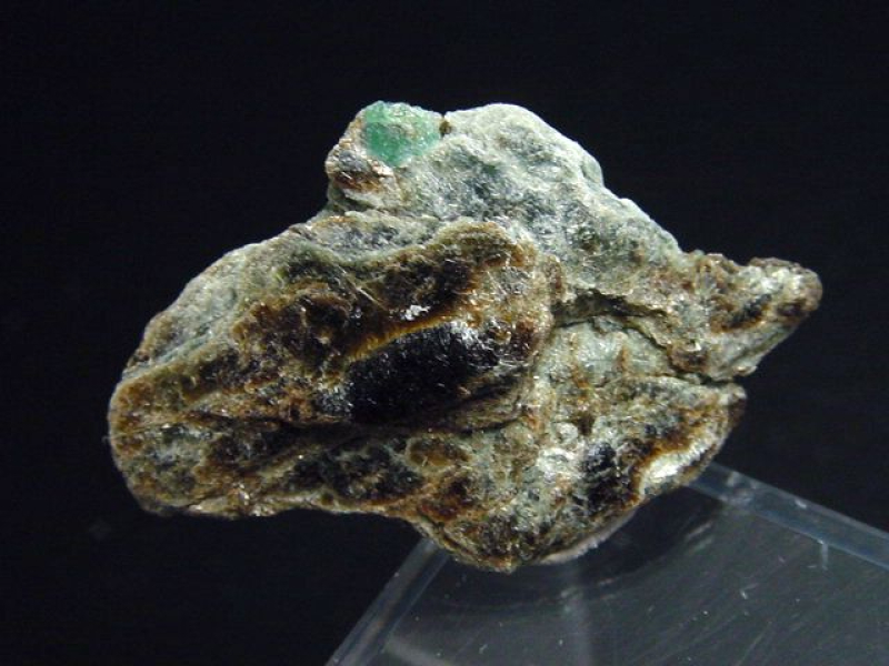 Smaragd Stufe 34 mm - Kristall in Matrix Habachtal, Österreich