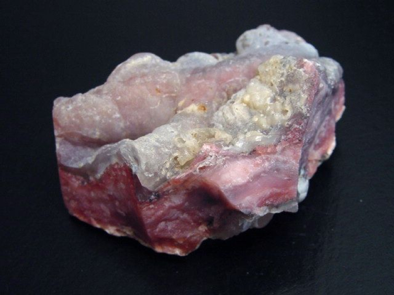 Pink and blue Opal 67 mm rough - Arequipa, Peru