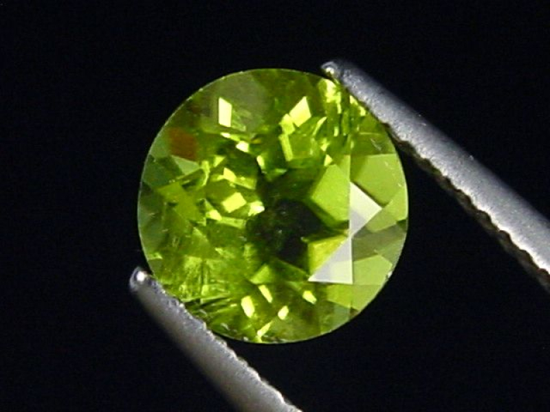 Peridot 2,06 Ct. Apfelgrün - 7,5 mm Rund Sri Lanka