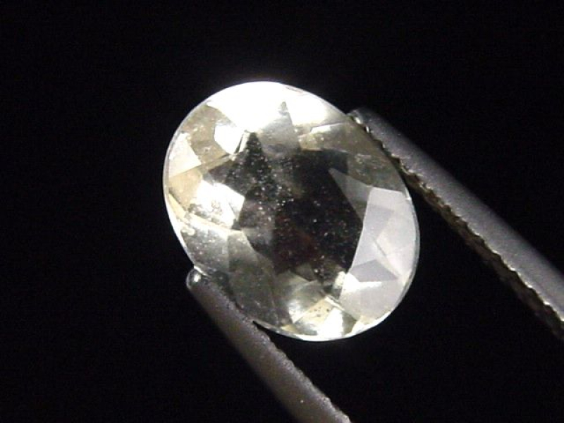 Wüstenglas 1,48 Ct. facettiert Oval - selten