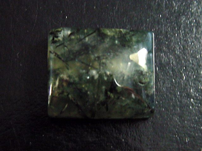 Prehnit 30,00 Ct. Rechteck Cabochon Australien