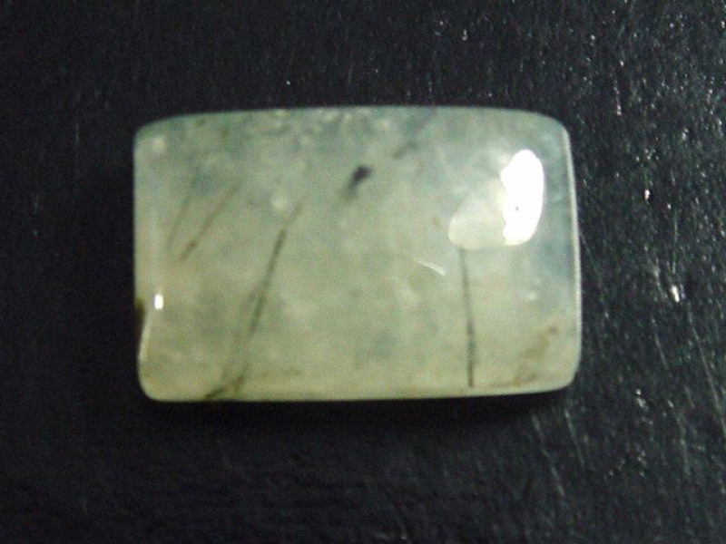 Prehnit 19,42 Ct. Rechteck Cabochon Australien