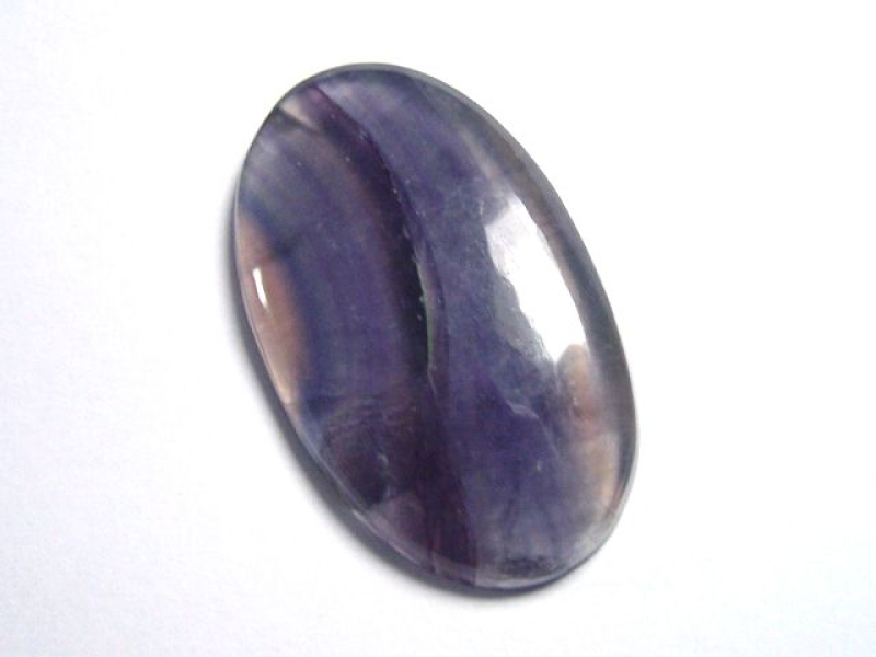Farbwechsel Fluorit 44,96 Ct. grün zu violett Oval Cabochon B-Qualität