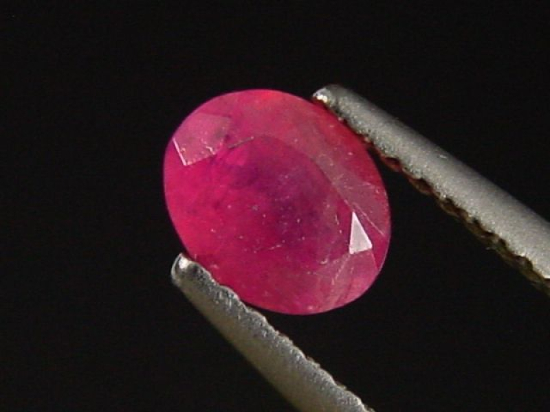 Pezzottait 0,68 Ct. Oval facettiert - selten Madagaskar