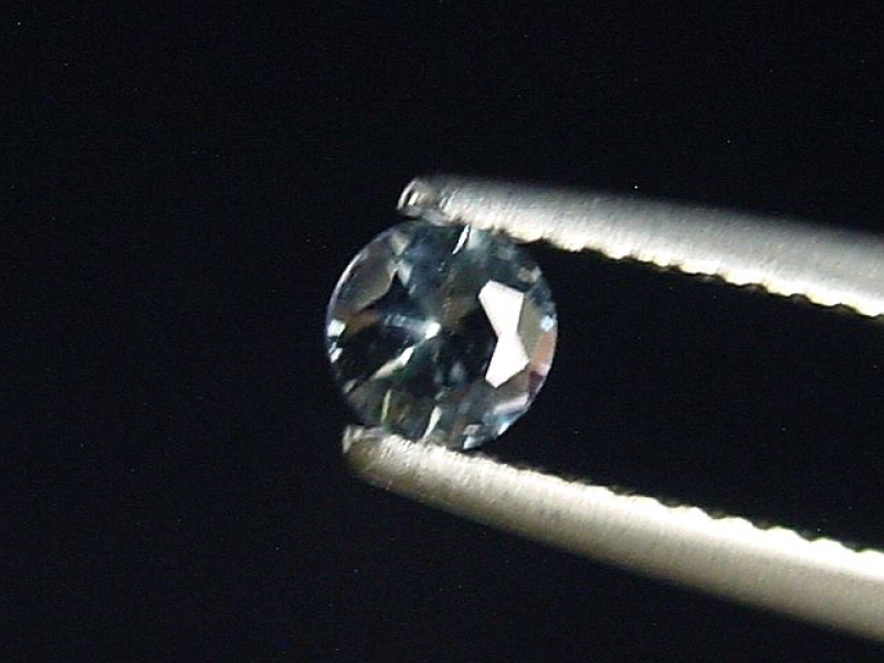 Saphir stahlblau 0,30 Ct. Naturfarbe Rund Tansania