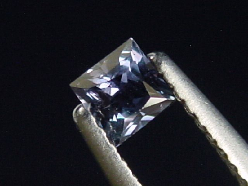 Saphir blau 0,32 Ct. Naturfarbe Carree Tansania