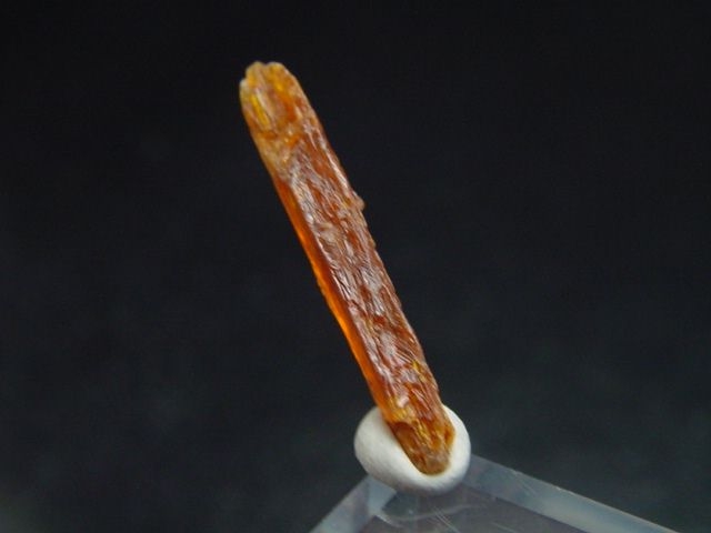 Kyanit / Disthen seltener oranger Kristall 23,5 mm - Tansania