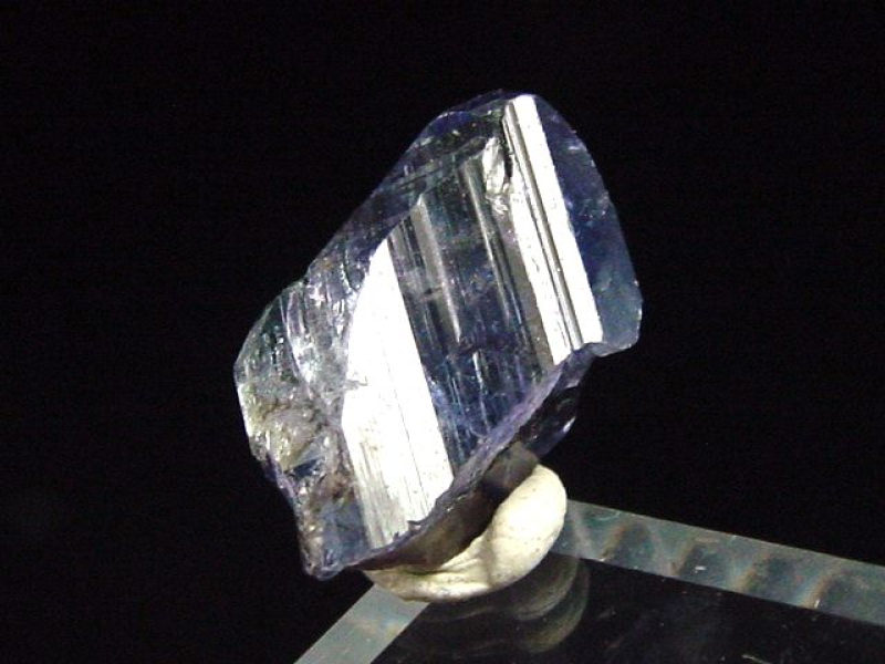 Tanzanite crystal 14 mm Merelani, Tanzania