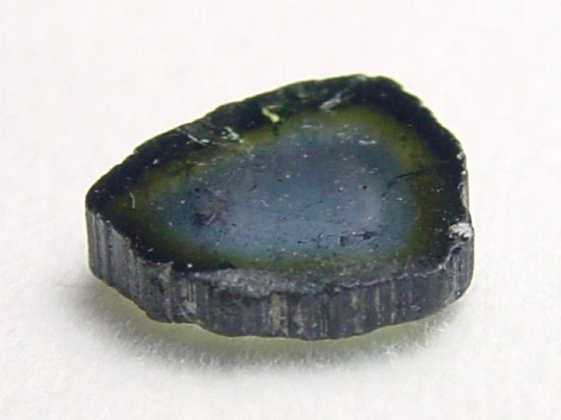 Turmalin 0,90 Ct. polierte Kristallscheibe Brasilien