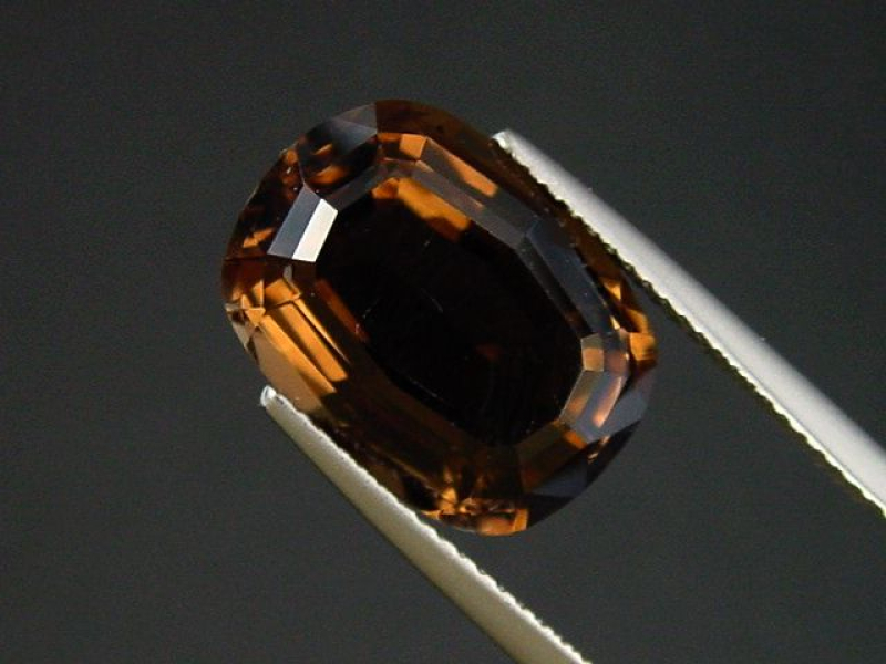Rauchquarz 8,39 Ct. Antikschliff 15 x 11 mm Brasilien