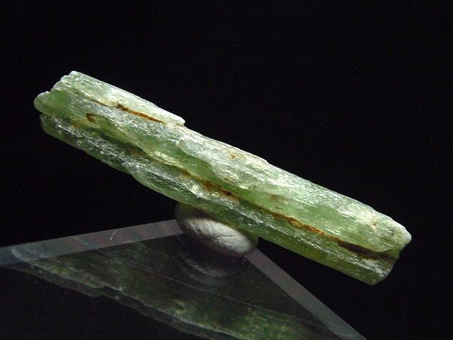 Kyanit / Disthen - 32 mm grüner Kristall - Tansania