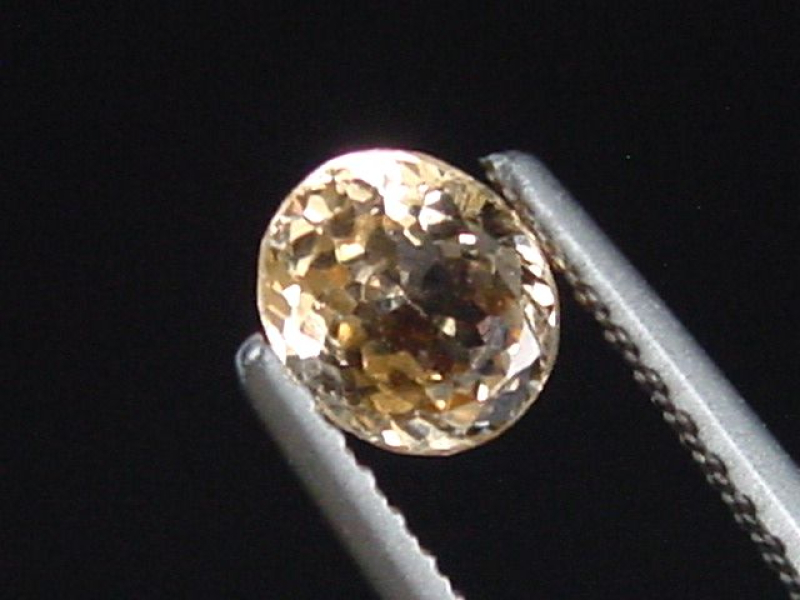 Hessonit Granat 0,50 Ct. Oval 5 x 4,5 mm Tansania