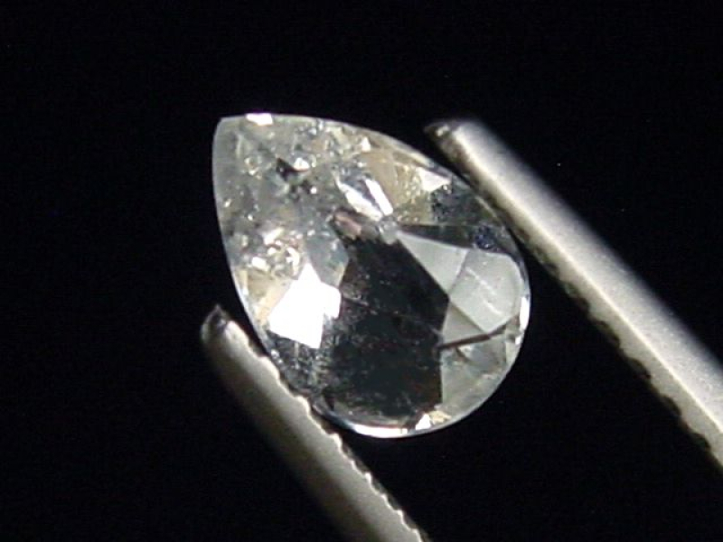 Sanidin 0,44 Ct. Tropfen facettiert - Volkesfeld, Eifel, Deutschland