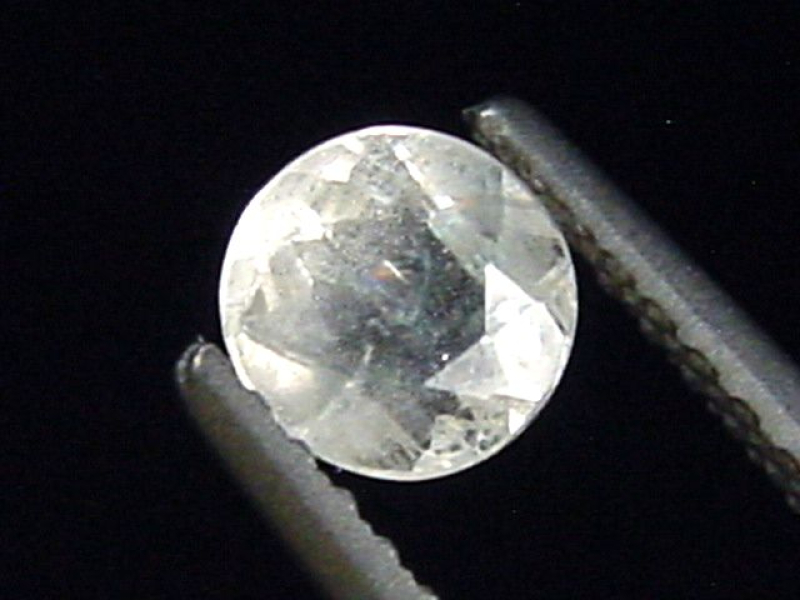 Sanidin 0,31 Ct. Rund facettiert - Volkesfeld, Eifel, Deutschland