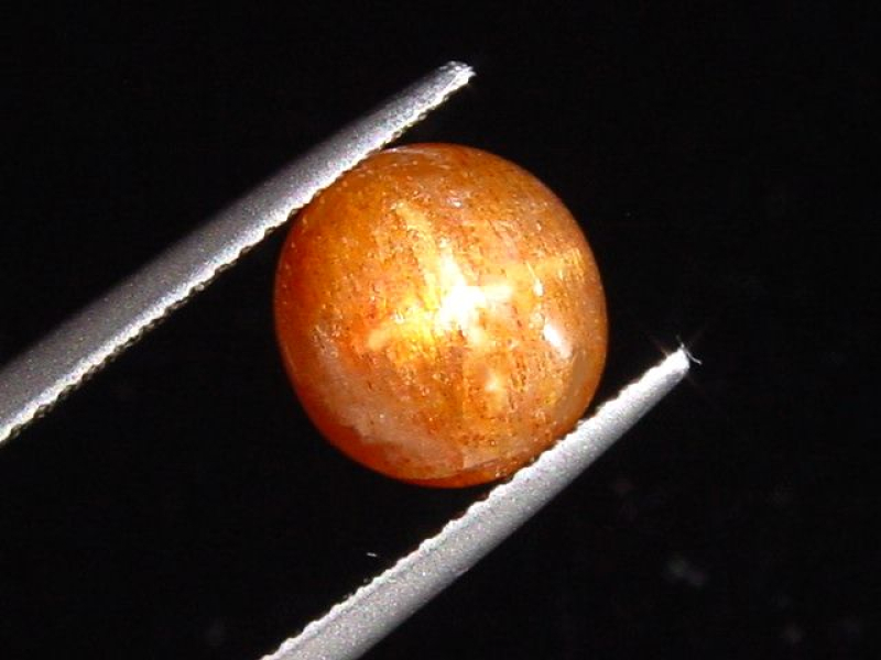 Sternsonnenstein / Stern Sonnenstein 4,04 Ct. Indien