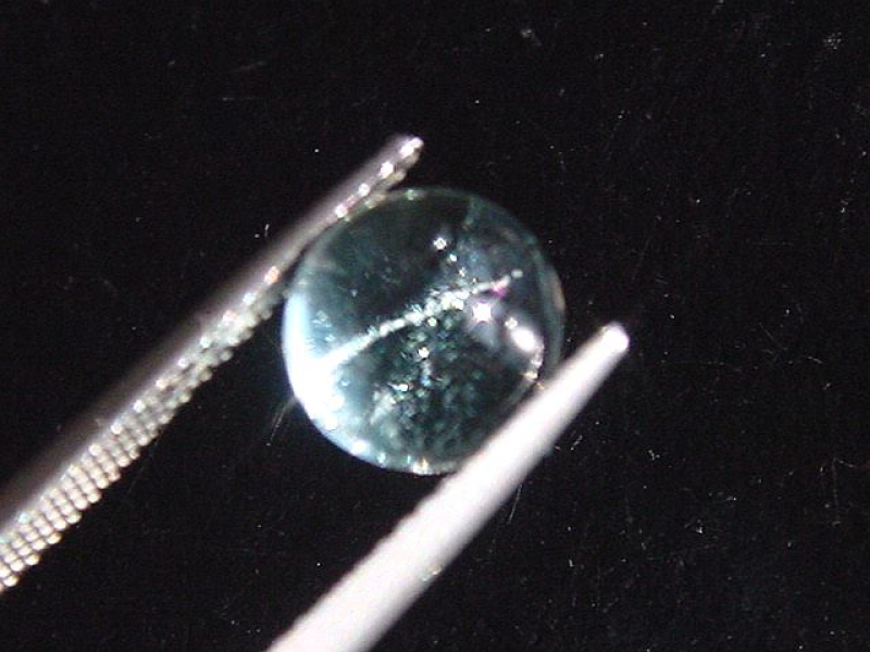 Aquamarin Katzenauge 2,78 Ct. rund Cabochon Brasilien