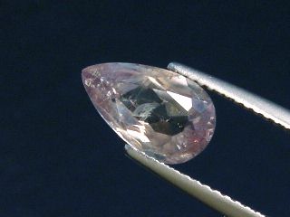 Sultanit / Diaspor 2,17 Ct. Tropfen Farbwechsel Türkei