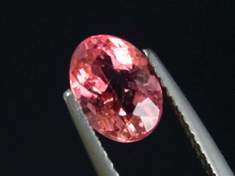 Rubellite / red Tourmaline 1,33 Ct. oval Brazil