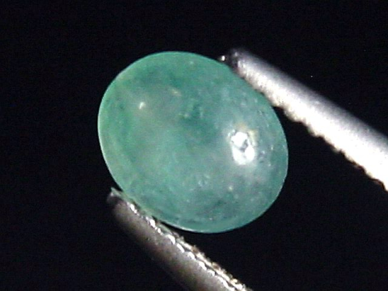 Grandidierit 0,70 Ct. selten Oval Cabochon Andrahomana, Madag.