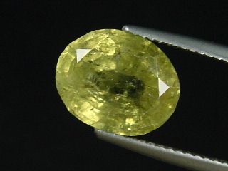 Grossular Garnet 4,63 Ct. oval Sri Lanka