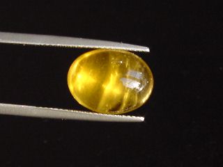 Golden Beryl cat's eye 7,48 Ct. rare - Minas Gerais, Brazil