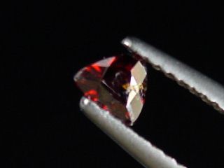 Rutile 0,28 Ct. rust red faceted - Minas Gerais, Brazil B-quality