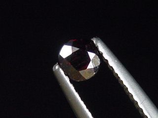 Rutile 0,31 Ct. rust red faceted - Minas Gerais, Brazil