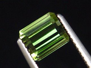 Verdelith / grüner Turmalin 1,58 Ct. Oktagon 7 x 5,5 mm Brasilien