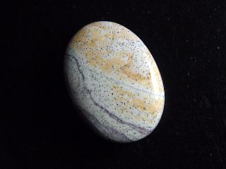 Jaspis 23,69 Ct. Oval Cabochon Brasilien