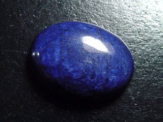 Lapislazuli 41,25 Ct. Oval Cabochon 29 x 21,5 mm