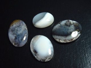 Dendritic Opal lot 111,83 Ct. oval cabochon India