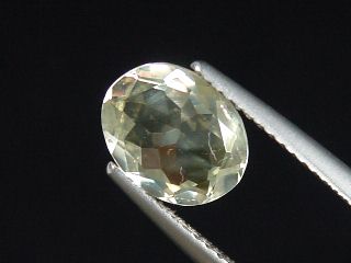 Sillimanite 2,03 Ct. faceted oval - Balangoda, Sri Lanka