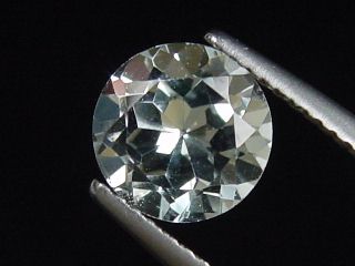 White Topaz 2,51 Ct. round Brazil