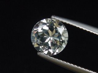 White Topaz 2,70 Ct. round Brazil
