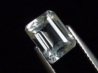 White Topaz 2,38 Ct. octagon Brazil