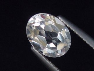 White Topaz 2,57 Ct. oval Brazil