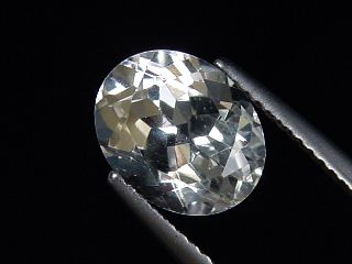 White Topaz 3,52 Ct. oval Brazil